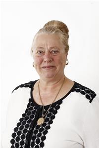 Profile image for Councillor Lorraine Lauder MBE