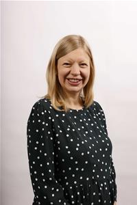 Profile image for Councillor Helen Dennis