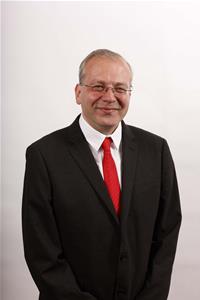 Profile image for Councillor Richard Livingstone